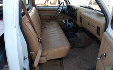 Dodge-ram-d100-1988-white-1