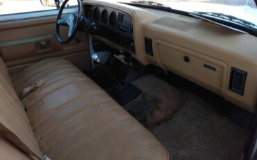 Dodge-ram-d100-1988-white-2