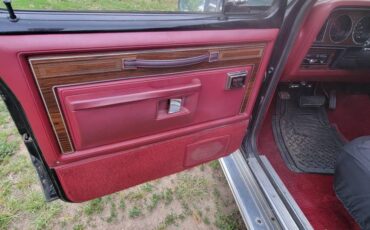 Dodge-ram-d150-1984-black-4