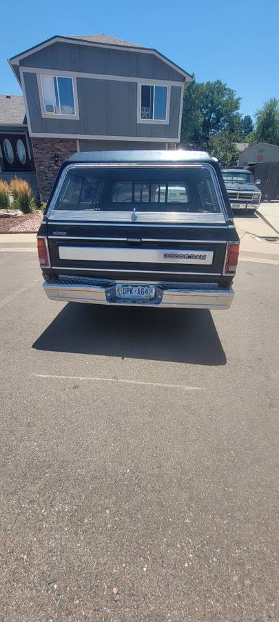 Dodge-ram-d150-1984-black-6