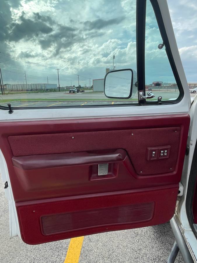 Dodge-ram-diesel-1992-white-19