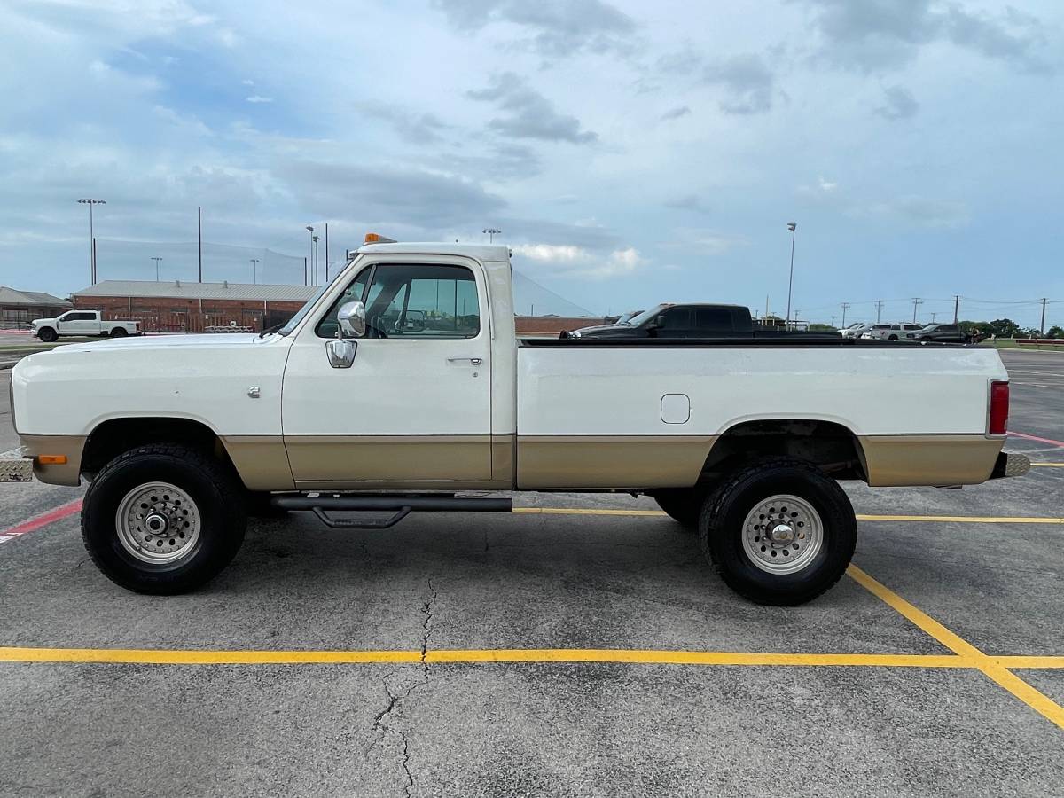 Dodge-ram-diesel-1992-white-20