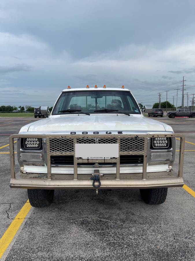 Dodge-ram-diesel-1992-white