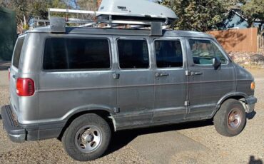 Dodge-ram-van-1500-1996-grey-3