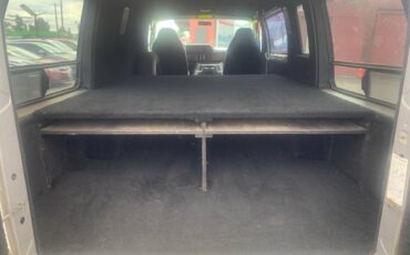 Dodge-ram-van-1990-white-8