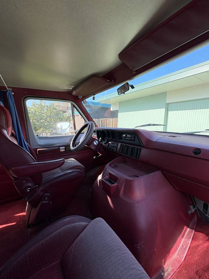 Dodge-ram-van-b250-1991-grey-11