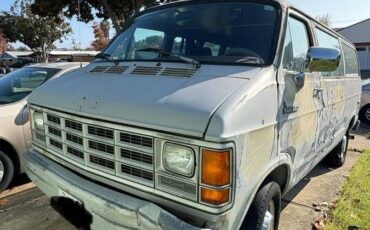 Dodge-ram-van-b250-1991-grey-5
