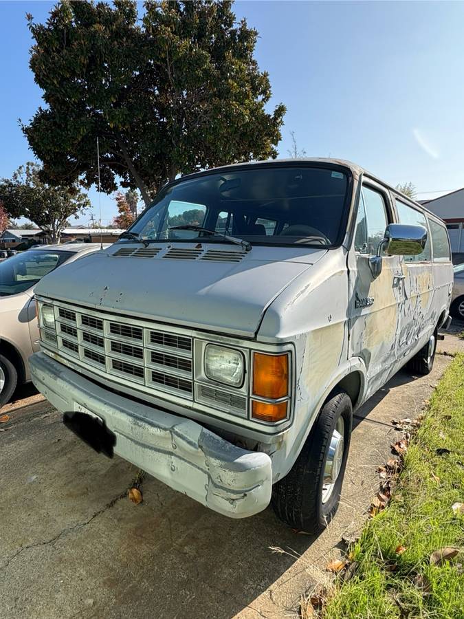 Dodge-ram-van-b250-1991-grey-5