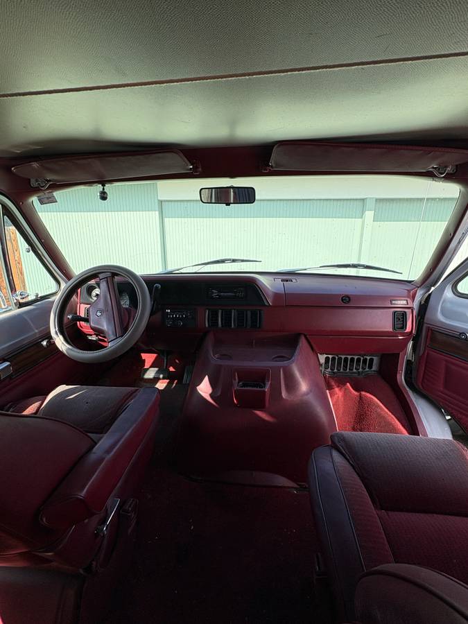 Dodge-ram-van-b250-1991-grey-8