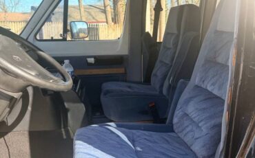 Dodge-ram-van-b250-1993-black-20