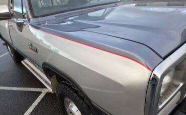 Dodge-ram-w250-4x4-diesel-1991-silver-11