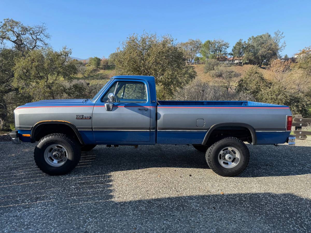 Dodge-ram-w250-diesel-1992-1