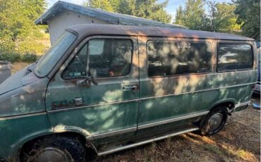 Dodge-ram-wagon-b150-1984-blue-7