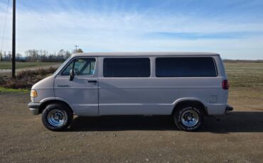 Dodge-ram-wagon-b250-1994-custom-3