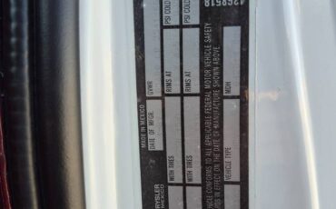 Dodge-ramcharger-150-1989-white-18