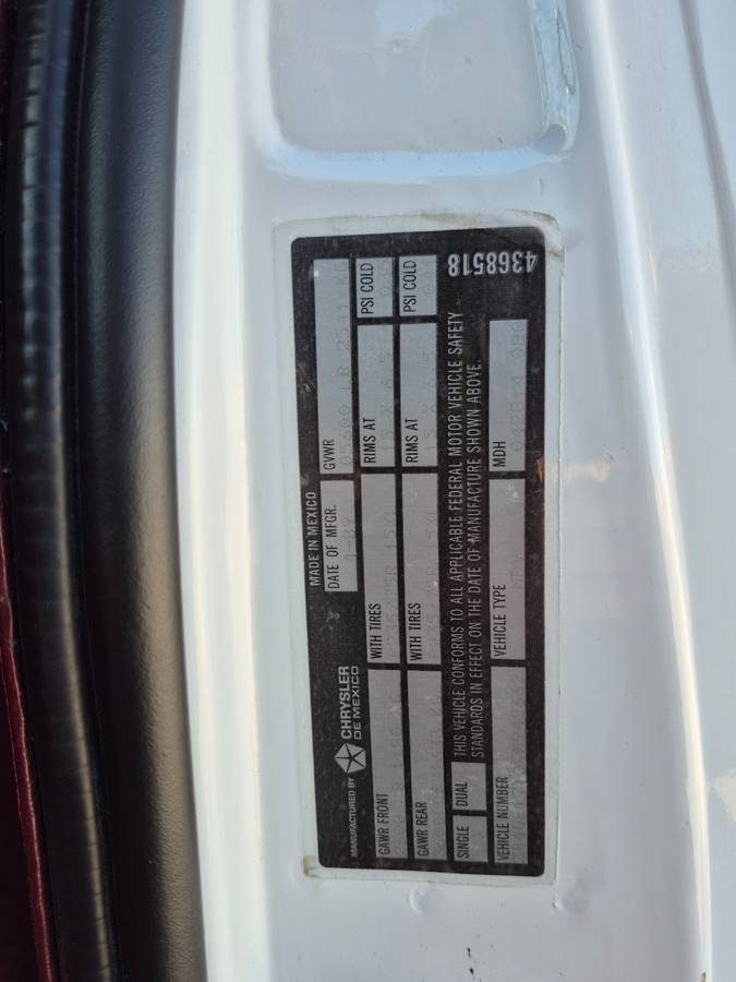 Dodge-ramcharger-150-1989-white-40