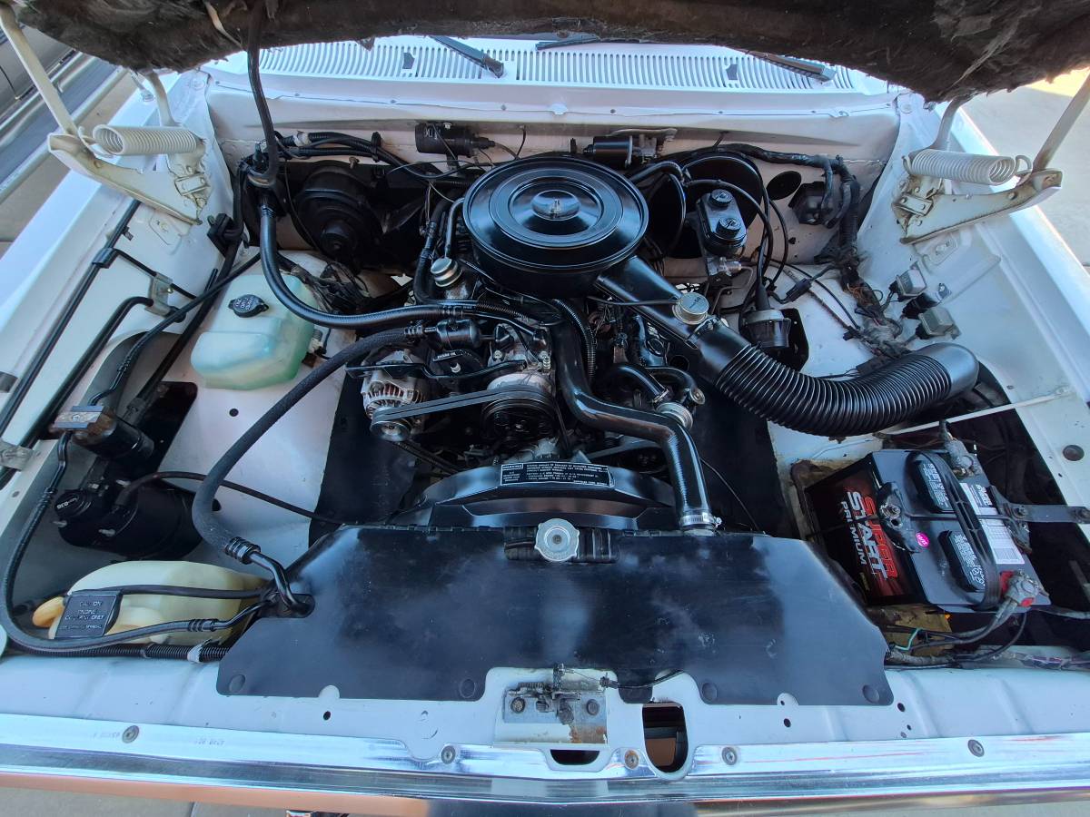 Dodge-ramcharger-150-1989-white-61