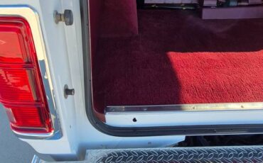 Dodge-ramcharger-150-1989-white-94