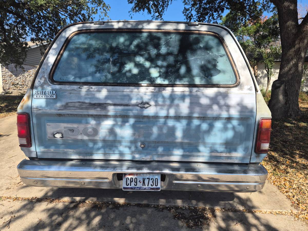 Dodge-ramcharger-1989-blue-1