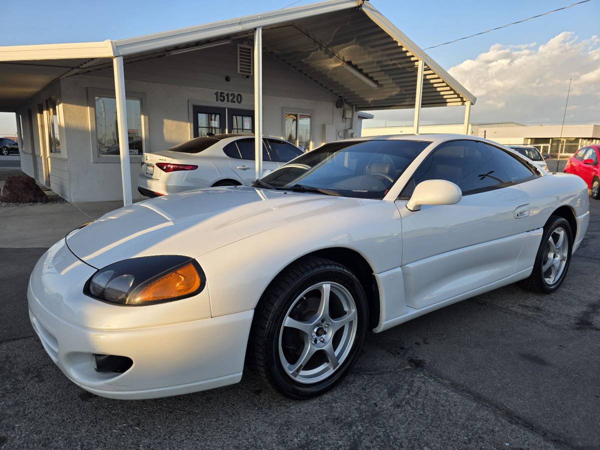 Dodge-stealth-rt-hatchback-2d-1995-white-48