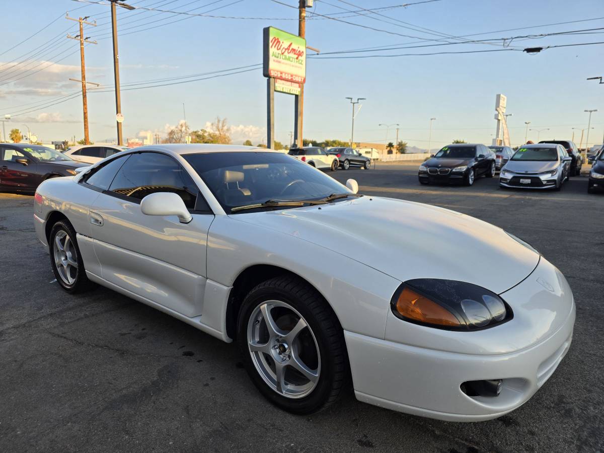 Dodge-stealth-rt-hatchback-2d-1995-white-52