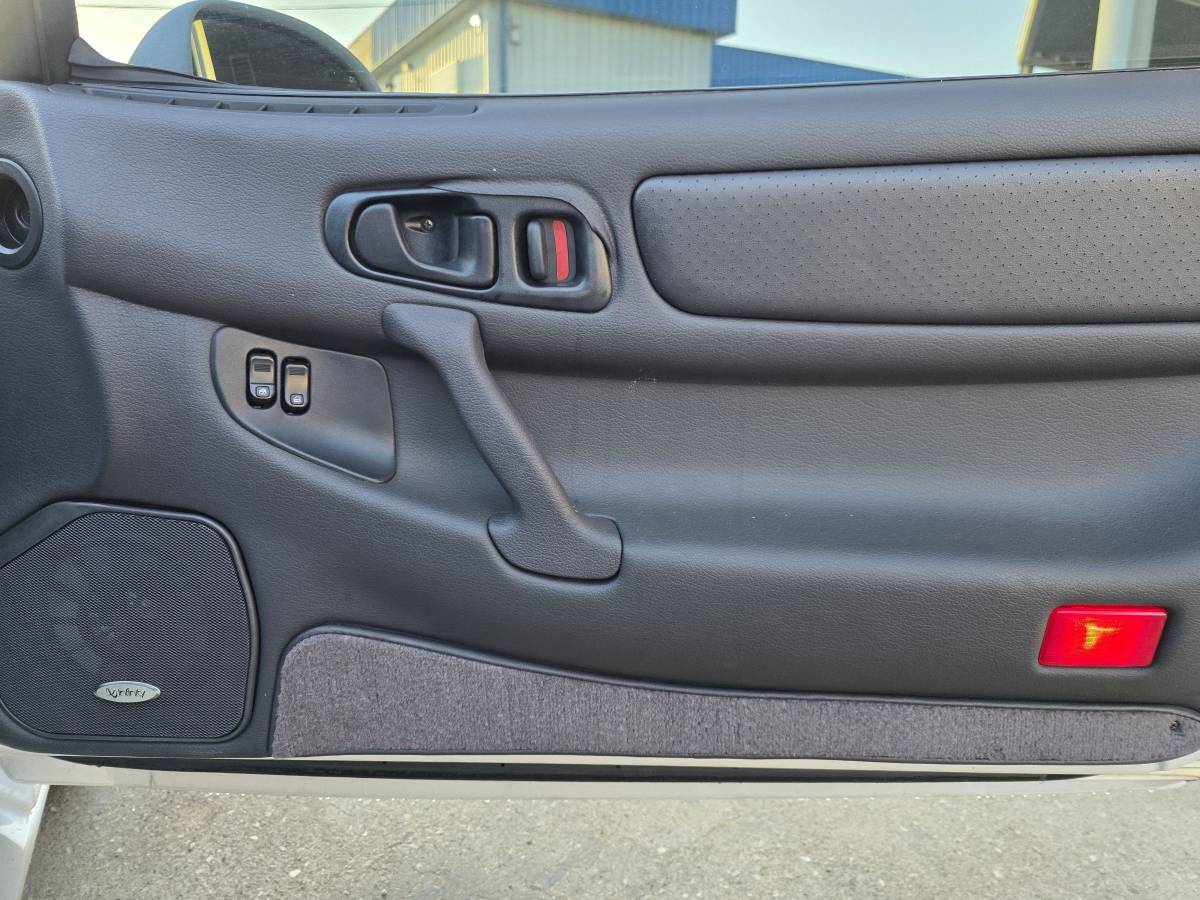 Dodge-stealth-rt-hatchback-2d-1995-white-62