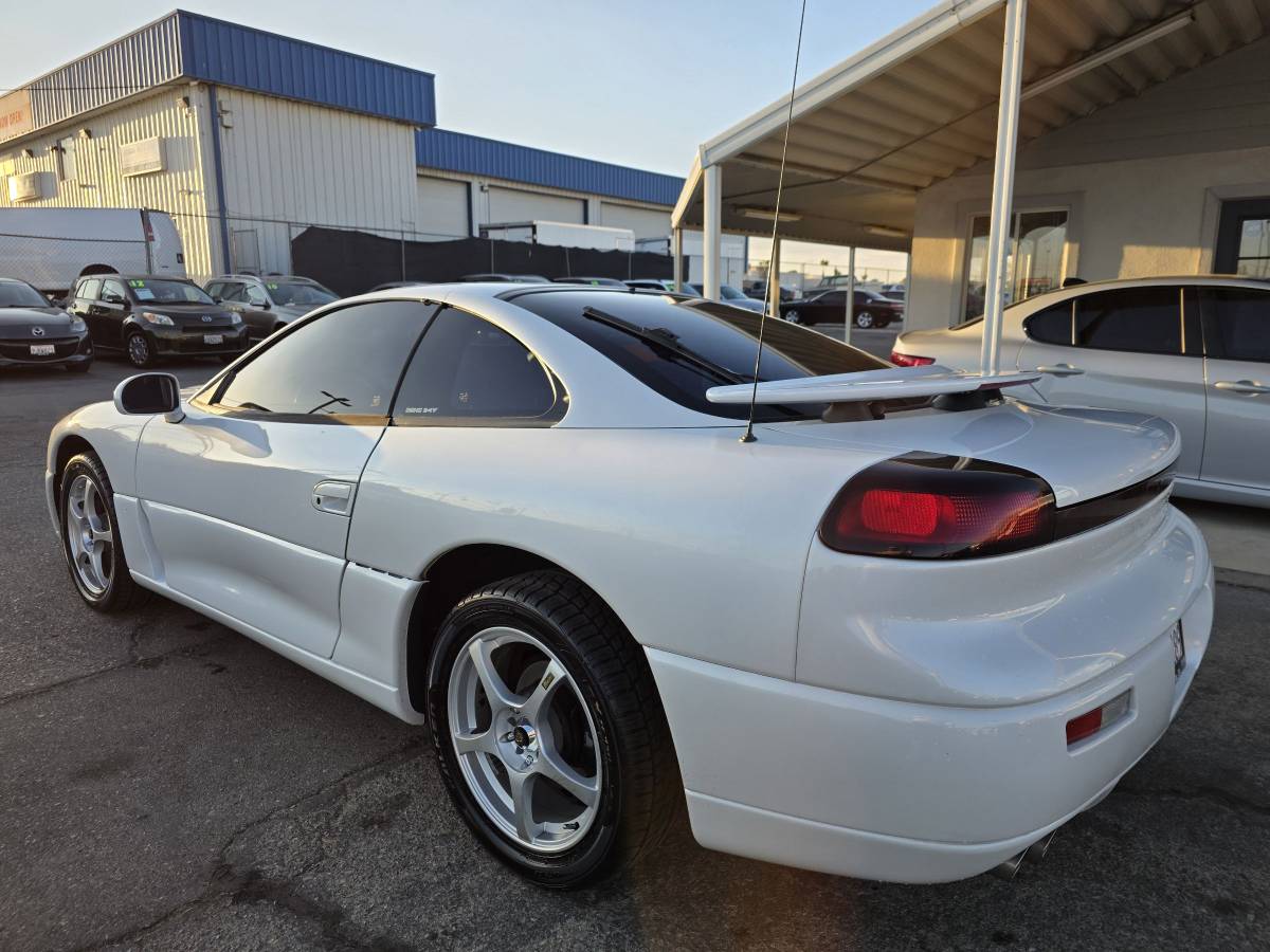 Dodge-stealth-rt-hatchback-2d-1995-white-68