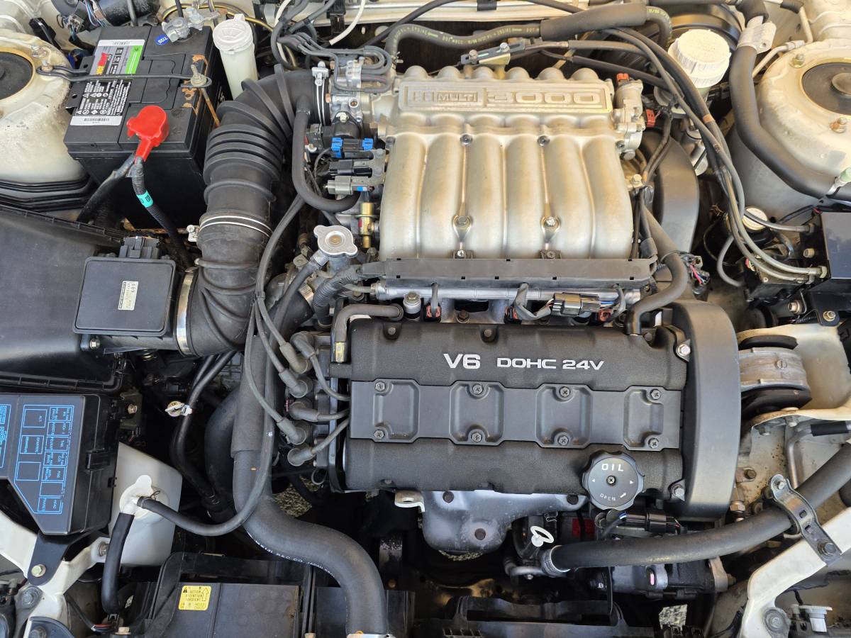 Dodge-stealth-rt-hatchback-2d-1995-white-78