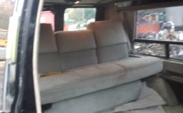 Dodge-van-1990-2