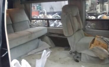 Dodge-van-1990-3