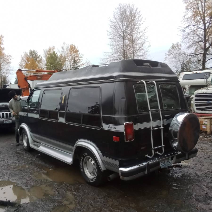 Dodge-van-1990-5