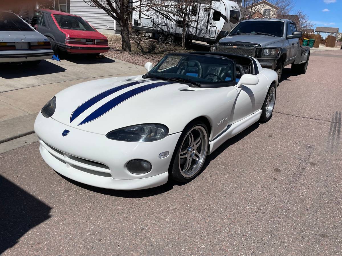 Dodge-viper-rt10-1996-white