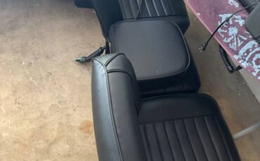 Dodge-w100-powerwagon-1970-black-14