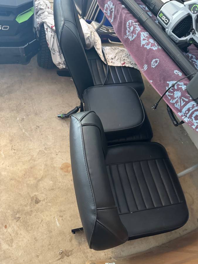 Dodge-w100-powerwagon-1970-black-14