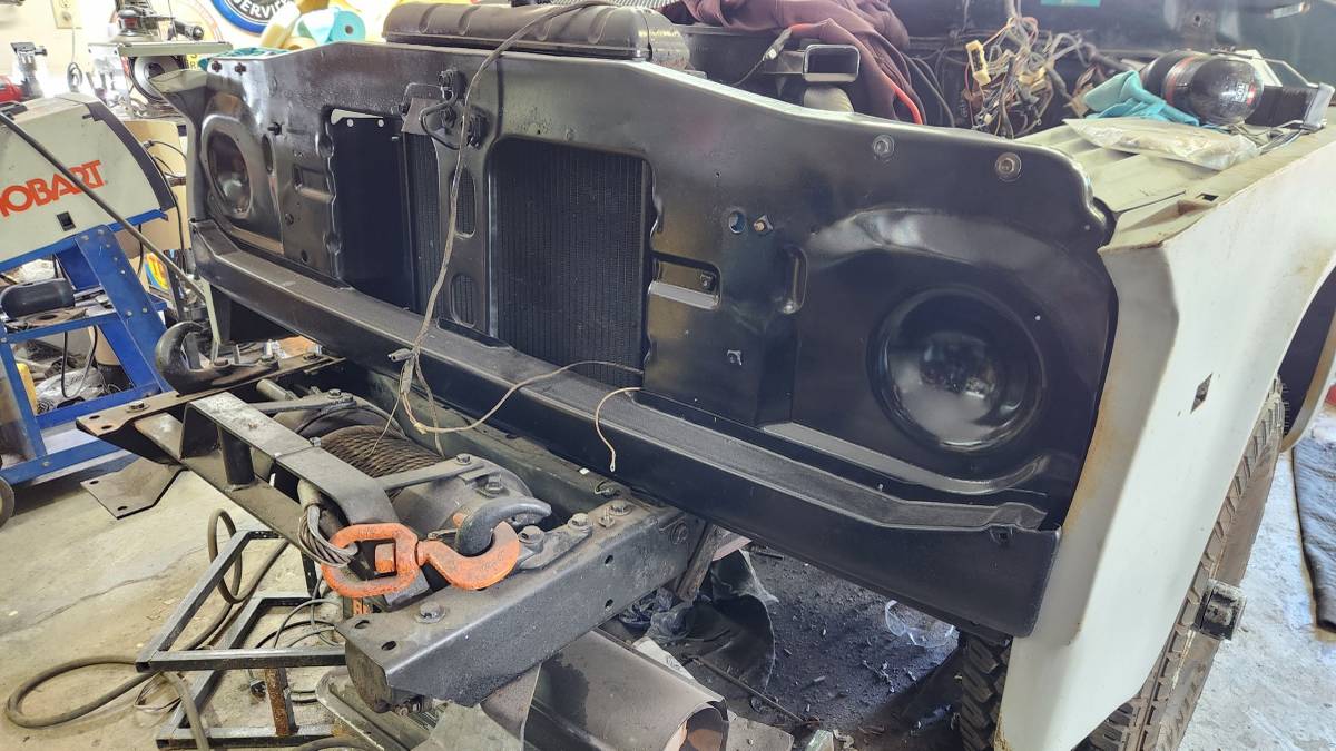 Dodge-w100-powerwagon-1970-black-21