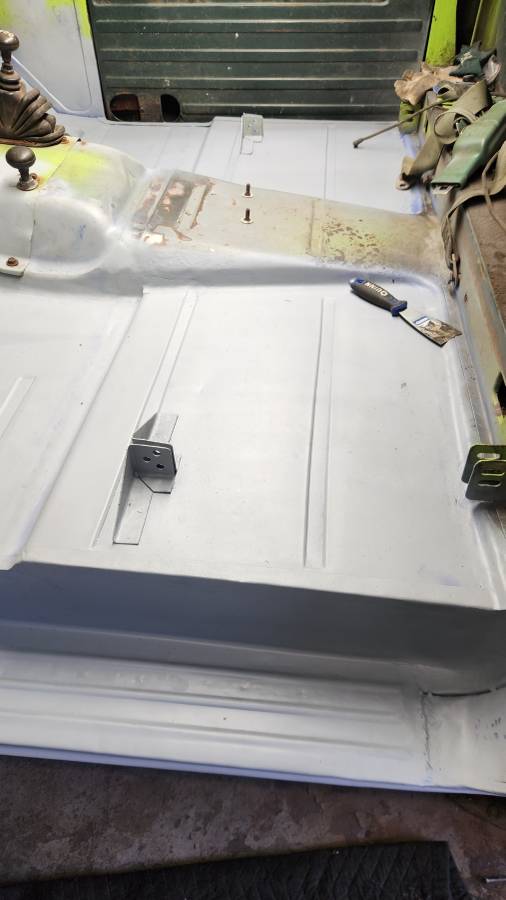 Dodge-w100-powerwagon-1970-black-9