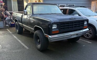 Dodge-w150-1984-black-1