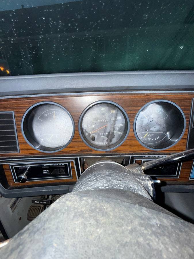 Dodge-w150-1984-black-5