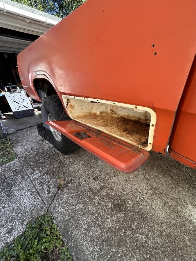 Dodge-w200-power-wagon-1972-1