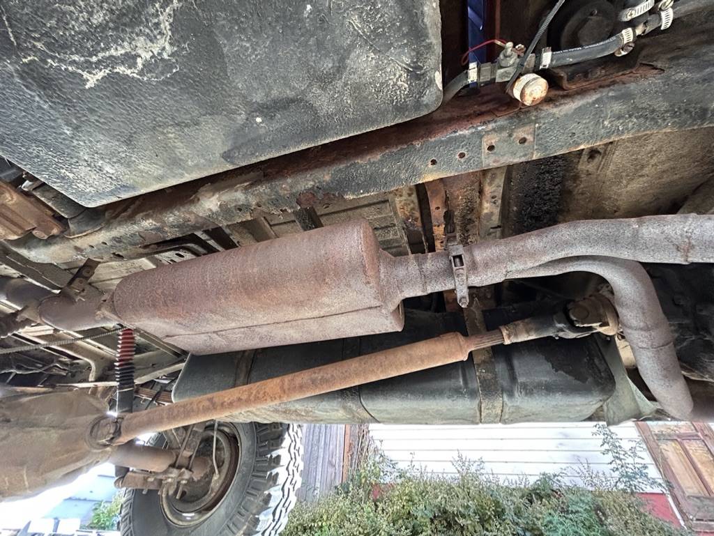 Dodge-w200-power-wagon-1972-23