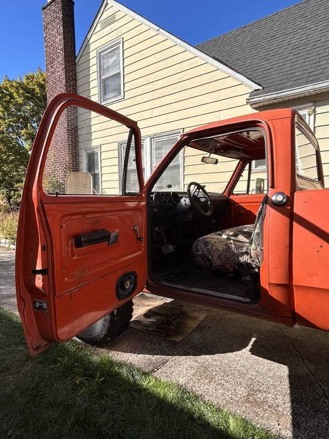 Dodge-w200-power-wagon-1972-37
