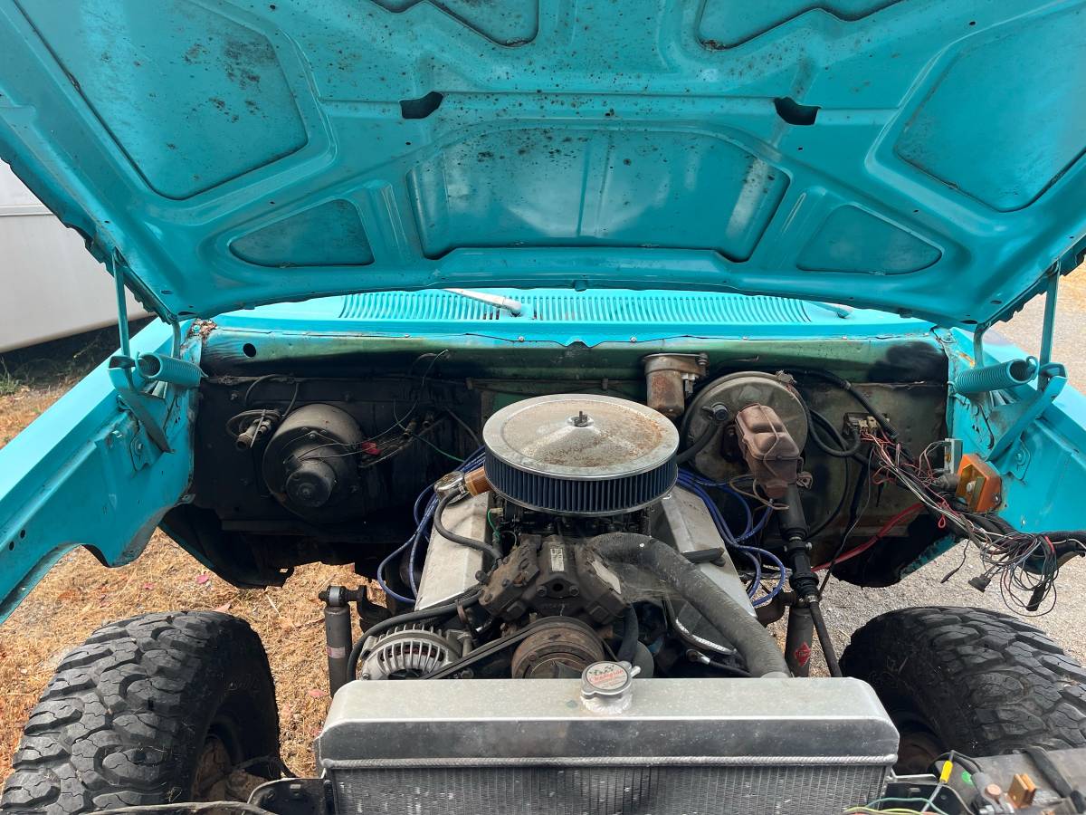 Dodge-w200-power-wagon-1974-blue-1