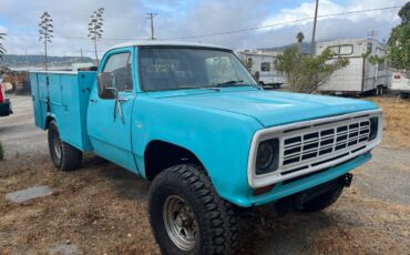 Dodge-w200-power-wagon-1974-blue-4