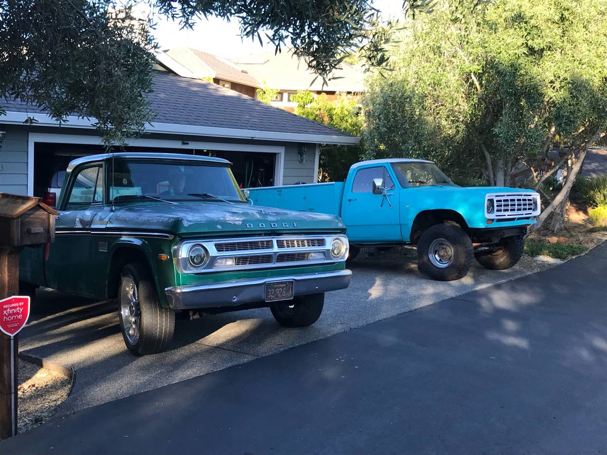 Dodge-w200-power-wagon-1974-blue-8