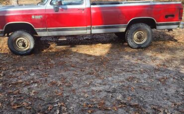 Dodge-w250-diesel-1990-red-2
