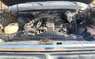 Dodge-w250-diesel-1990-red