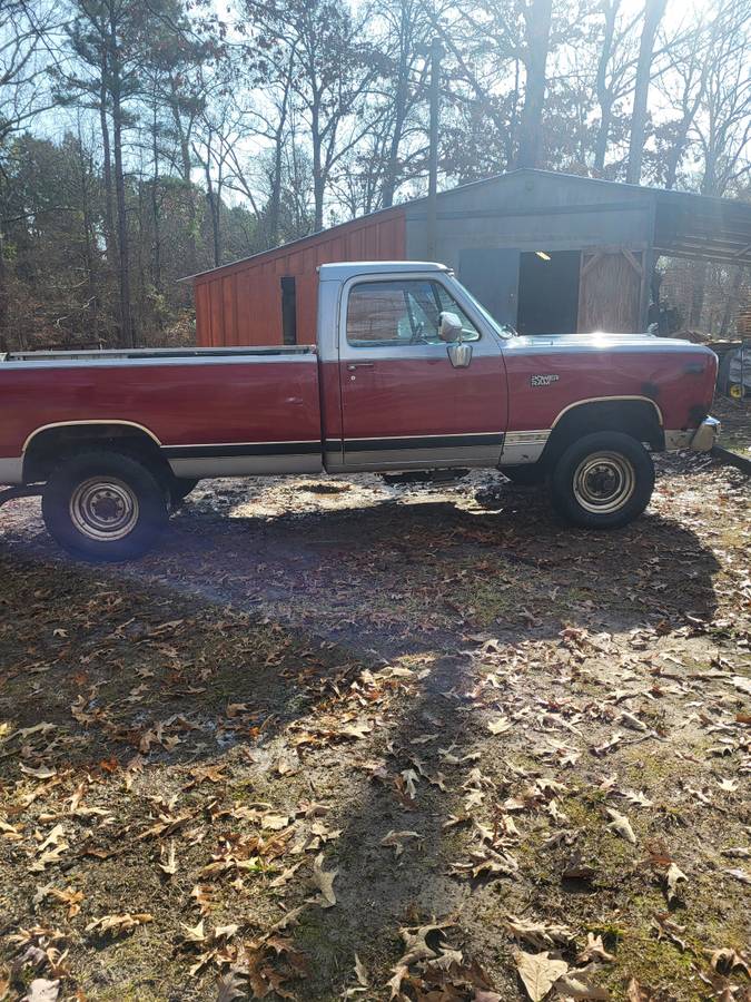 Dodge-w250-diesel-1990-red-4