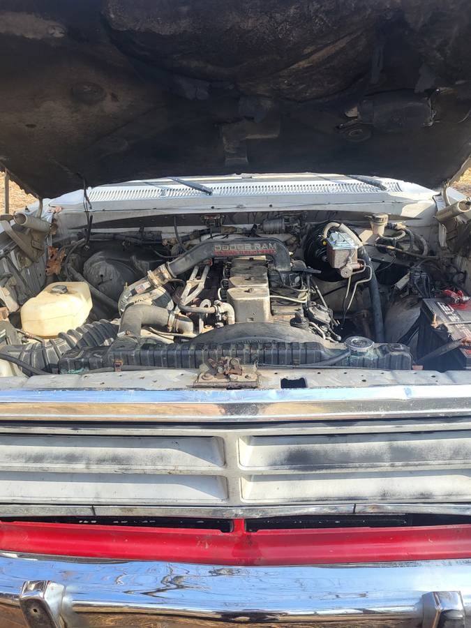 Dodge-w250-diesel-1990-red