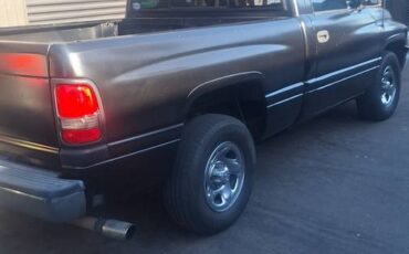 Dodgeram1500-1995-black-6