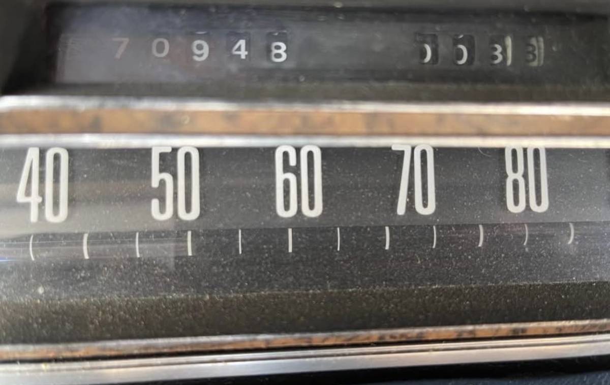 Elvis-lincoln-1975-blue-26